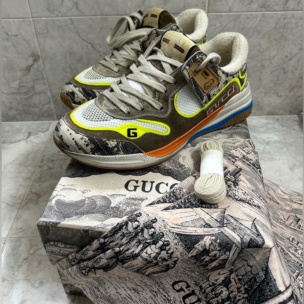 Gucci Sneakers